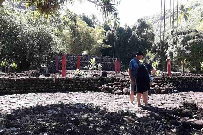 5 Hours Tahiti Island Tour - West and East Coast - Vaipahi Water Gardens slow the pace