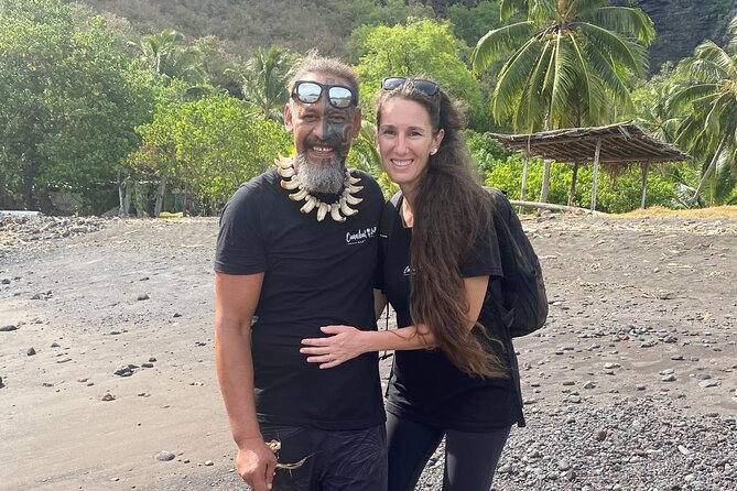 Adventurous Escape to Hakaui Valley - 8:30 boat ride from Taiohae to Hakaui