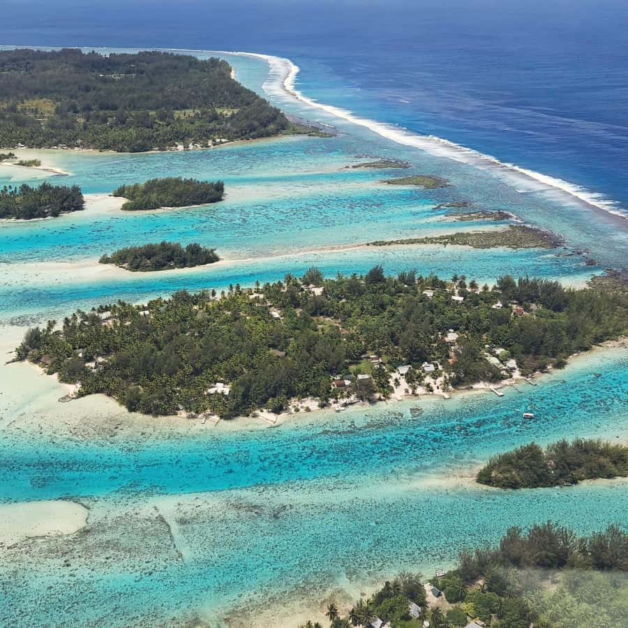 Bora-Bora 30 minutes private flight in light aircraft - Is $282 per person a fair value?