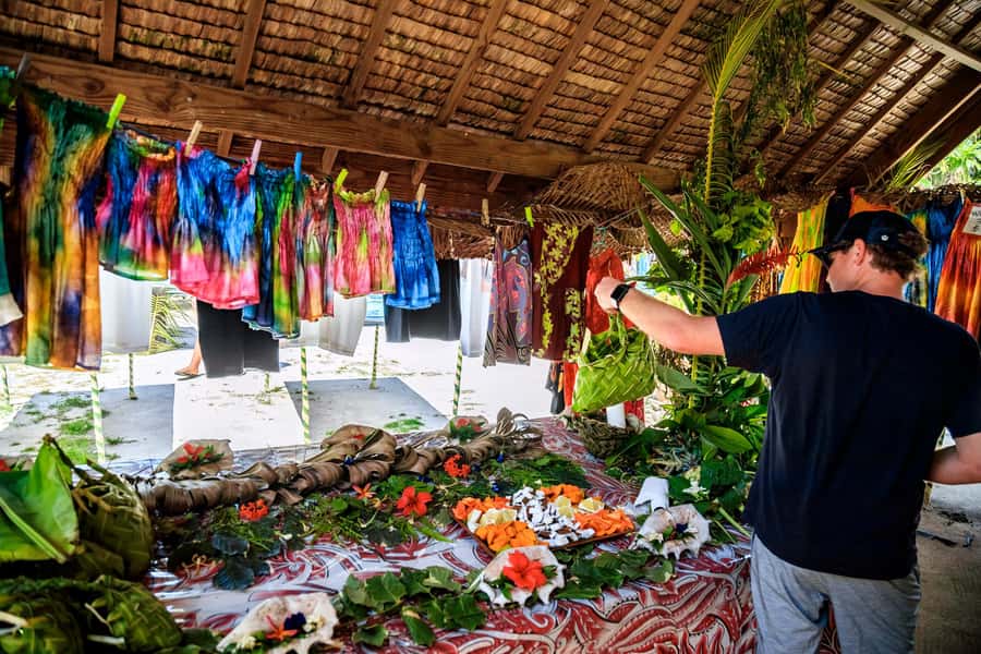 Bora Bora: 4WD History & Culture Tour - The lookout points: the tour’s visual payoff