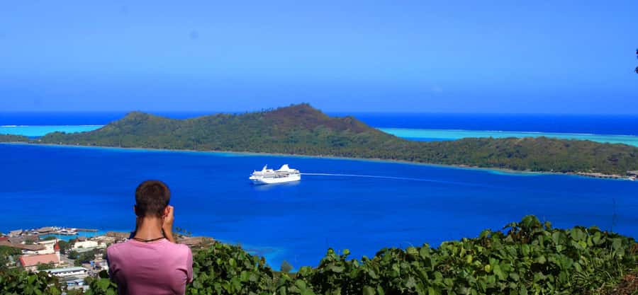 Bora Bora: 4x4 Safari with Snorkelling Combo Tour - The later island circuit and local stops