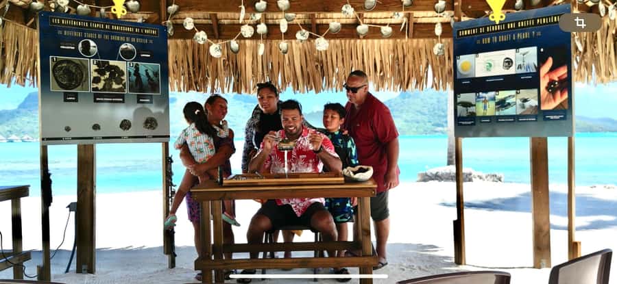 Bora Bora: Discovering the Tahitian black pearl ! - Learning the story under the fare pote’e