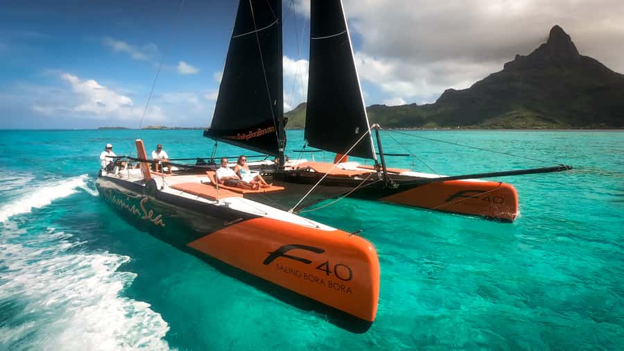 Bora Bora: Half Day Catamaran Sailing & Snorkelling - Sailing Bora Bora with the engine off