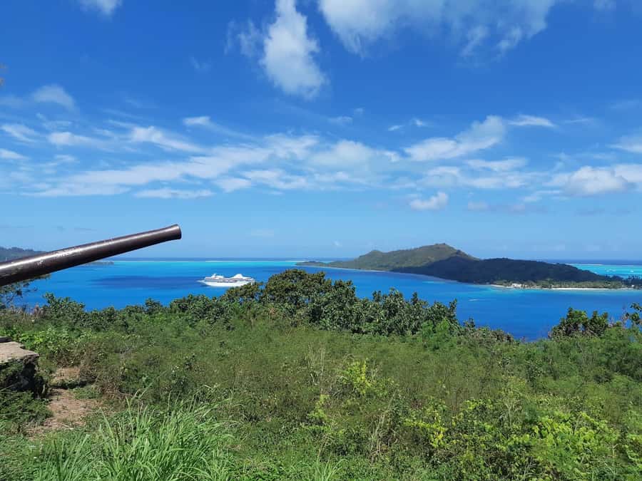 Bora Bora: Island Tour and Mountains Getaway by Quad Bike - Amanahune Plateau and the first great view