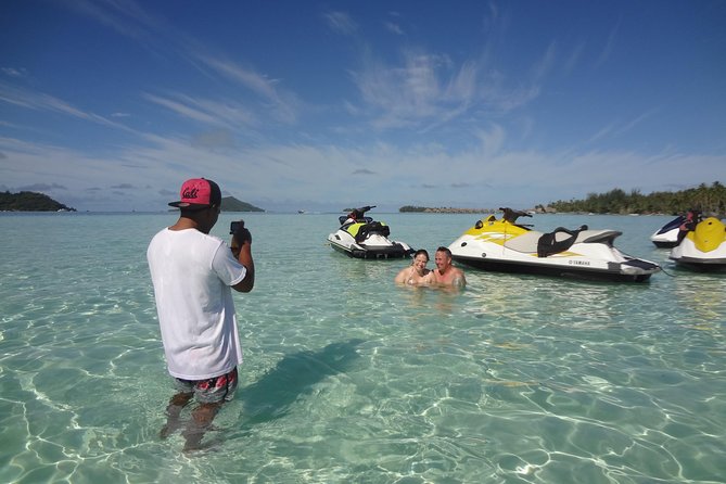 Bora Bora Moana Jet Ski - Photo stops, quiet coves, and changing water colors