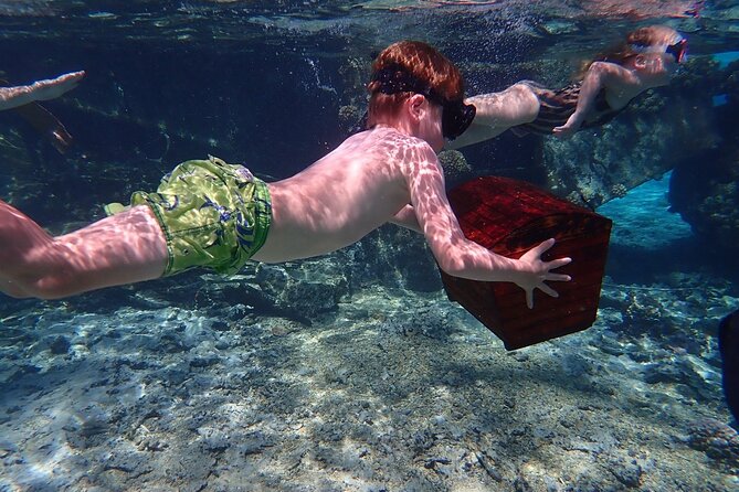 Bora Bora Underwater Scooter - The Driver Gets the Better Seat