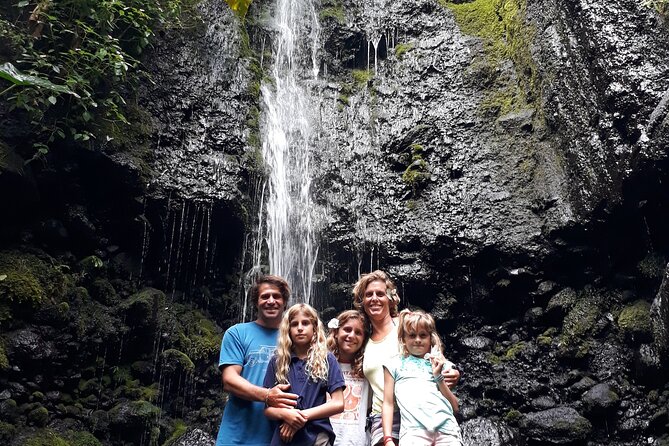 Crossing Island of Tahiti 4x4 Mountain, Waterfall, River, Basins - The bakery stop and a simple island lunch