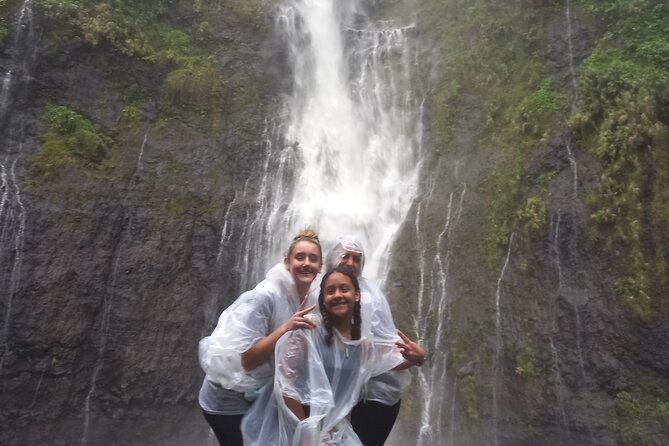Crossing Island of Tahiti 4x4 Mountain, Waterfall, River, Basins - Guides, stories, and the human side of the trip