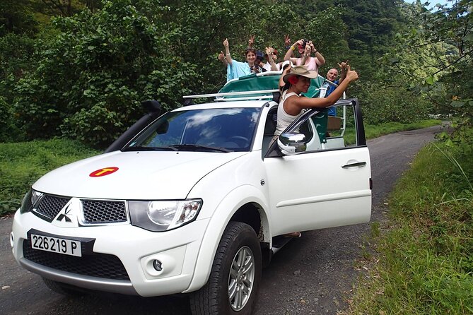 Crossing Over Tahiti Island Safari 4x4 - Guides can make or break the day