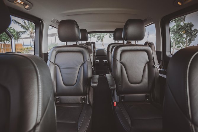 Domestic private transfer, arrival departure, airport hotel cruise rental - Why a private Papeete transfer can save your first hour
