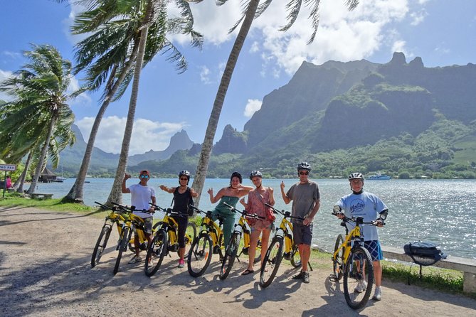 E-Bike Moorea Electric Bike Rental Moorea - Who will enjoy this ride most?