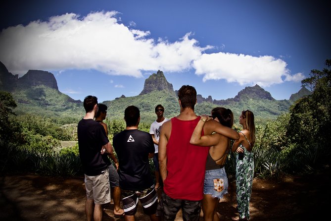 Enjoy Moorea Day Tour - Temae turns sightseeing into a long, relaxed lunch