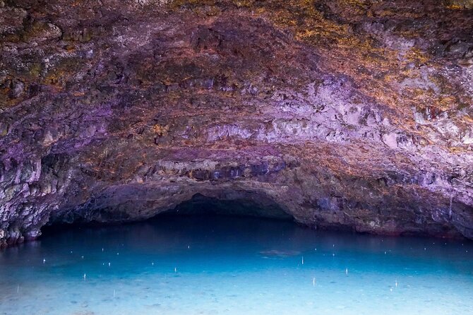 Explore Tahiti Nui, its landscapes and iconic sites. - Key points to know before booking
