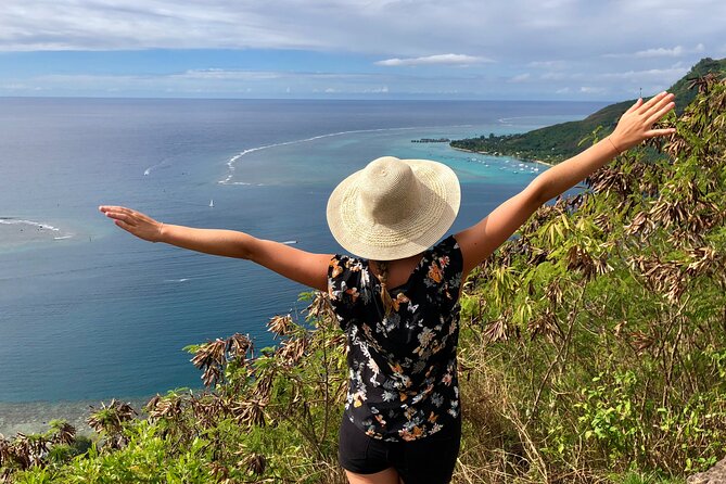 Franckyfranck tours Moorea - Tours privés // Private half day tours - Starting early with a private island drive