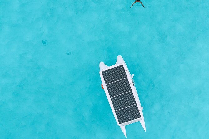 Full Day Solar Boat–Explores Bora Bora at the Rhythm of the Lagoon - Time on the sandbank