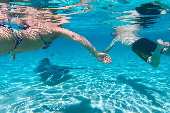 Half Day Tour : Moorea Snorkeling & Sailing on a Catamaran named Taboo - Setting out through Moorea’s lagoon