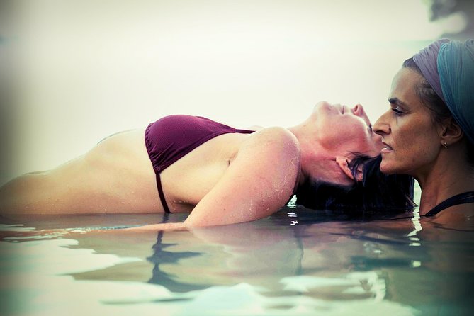 Janzu experience: massage and aquatic relaxation in the lagoon of Moorea - What Janzu Feels Like in Moorea