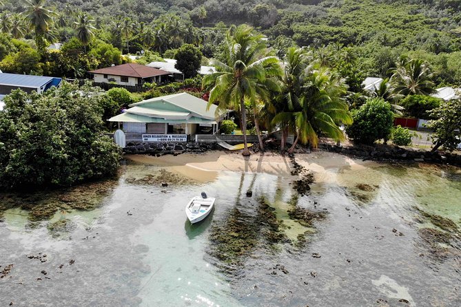 Janzu experience: massage and aquatic relaxation in the lagoon of Moorea - Meeting Point and What the Details Tell You