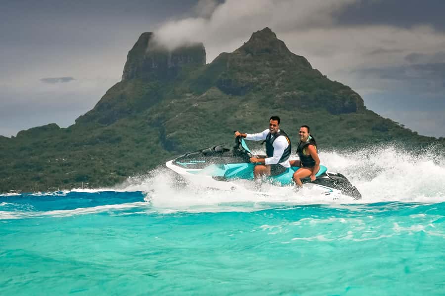 Jet Ski Around Bora Bora - Speed Through Paradise - A local guide and a small group