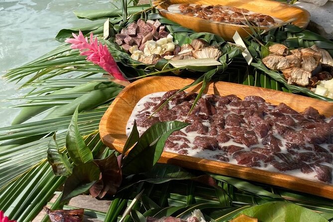 Lagoon Snorkeling Tour with Tahitian Oven Lunch in Bora Bora - A Tahitian oven lunch on a private island