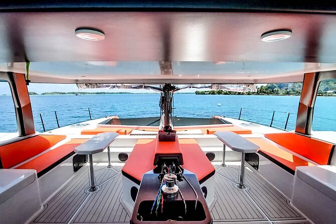 LUXURY PRIVATE Catamaran Bora Bora : Full-Day Trip - Swimming in a picture-perfect bay