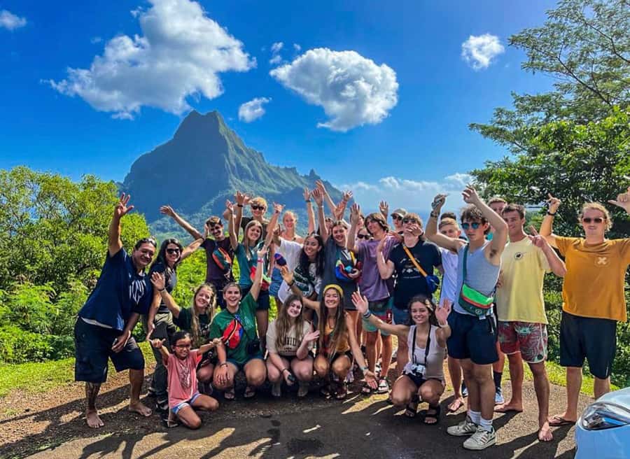 Moorea Cruise Ships: 4x4, Belvedere,Magic Mountain pineaple - Key points at a glance