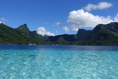 Moorea Private Boat Tour / Sea Scooter Snorkeling Tour