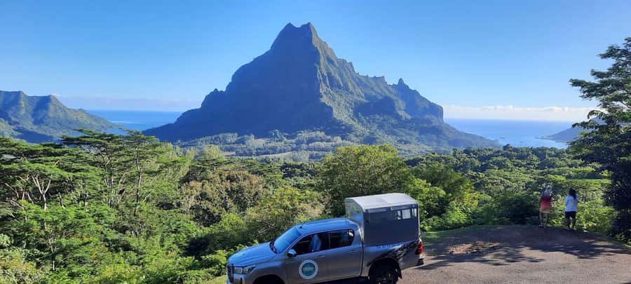 Moorea : Safari Nature and Culture Tour with local guide - Toatea Lookout starts the morning with reef views