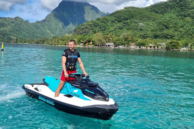 Moorea Solo or Twin 2 hours Jet Ski Tour - Cook’s Bay for a quick view of Moorea’s interior