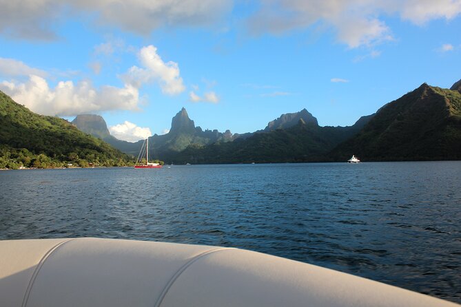 Moorea Sunset Boat Tour - How the group size changes the experience