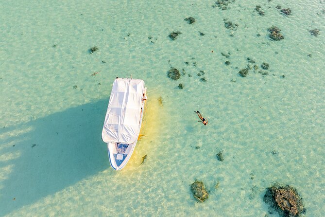 Moorea Sunset Boat Trip - What makes this Moorea sunset trip special