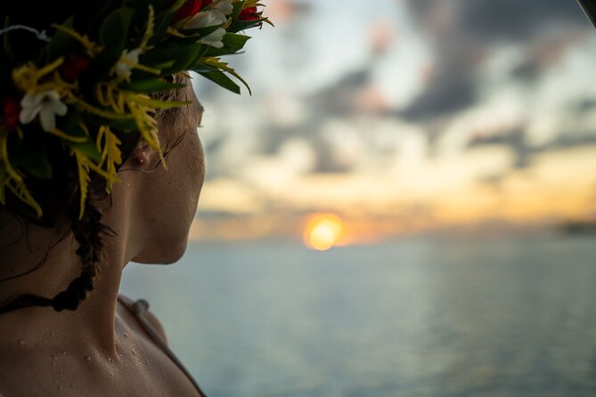 Moorea Sunset Boat Trip - The swim near turtles, rays, and sharks