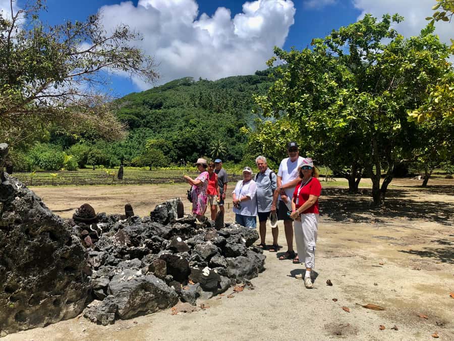 Must-Do : Nature, Culture & Moments Uniques – MirimirI Tours - Understanding Taputapuatea Marae