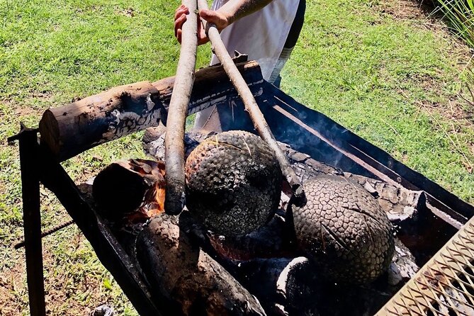 Polynesian culinary experience - Lunch Together in the Paopao Valley