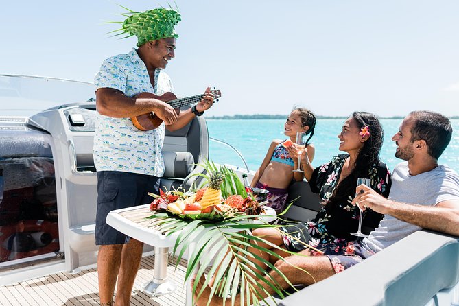 Private Boat Rental on Cap Camarat 25ft - A private way to see Bora Bora’s lagoon
