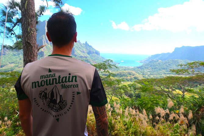 Private Day Trip Hike and Boat in Moorea - Walking the ancestor trail through Moorea’s interior