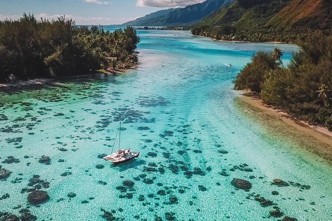 PRIVATE Full Day Tour : Moorea Snorkeling & Sailing on a Catamaran named Taboo - Weather, cancellation, and practical planning
