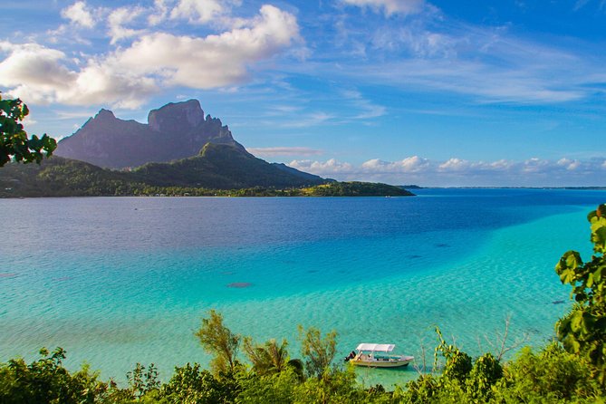 Private Guided Jet Ski Tour in Bora Bora - The Private Motu Coconut Demonstration