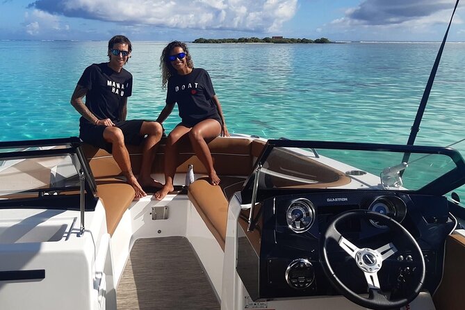 Private lagoon tour (rays, sharks, turtles) by boat in Moorea - What the experience feels like for families and couples