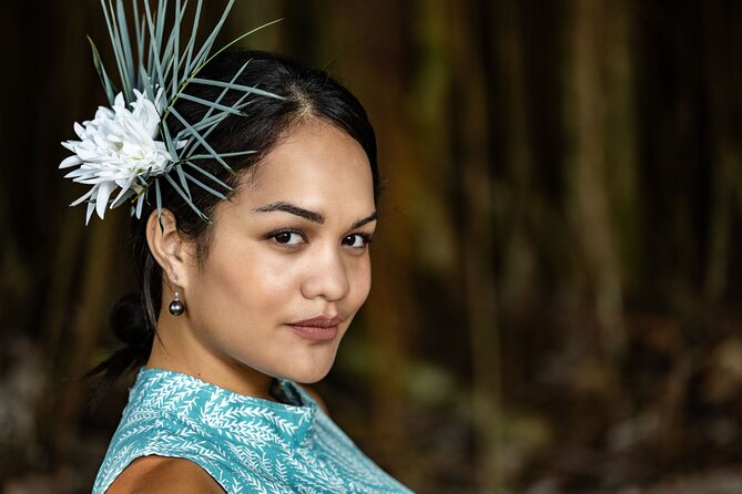 Private Photo Session on The Island of Moorea - Why the group price may work