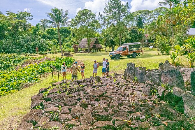 Private Safari Adventure Tour in Bora Bora with Local Guide - Why take a 4x4 tour on Bora Bora?