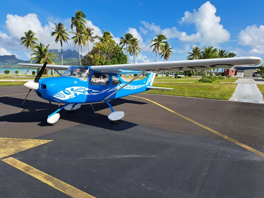 Raiatea: Bora Bora and Taha'a Private Scenic Flight one hour - Why an aerial view changes Bora Bora