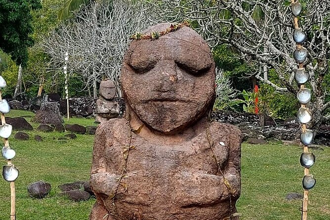 Shared 4.5h Circle Island Tour of Tahiti Nui by Lydia - Vaipahi Water Gardens and the Teva clan