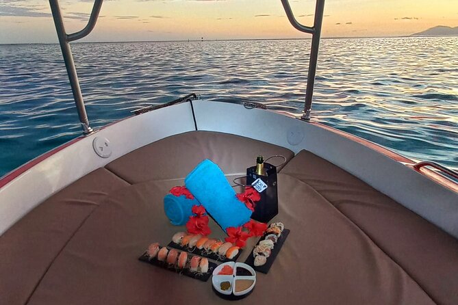 Sunset Cruise in Tahiti - Cocktails, tapas, and optional extras