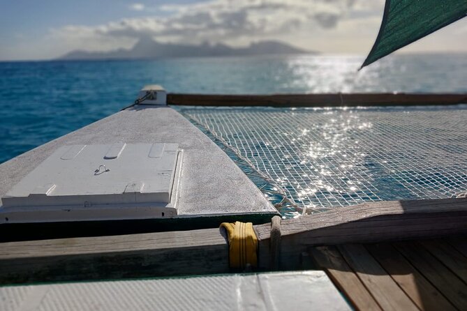 Sunset sailing trip on the Lagoon of Tahiti - Key details before you book