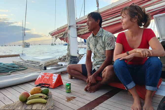 Sunset sailing trip on the Lagoon of Tahiti - A calm evening rather than a packed excursion