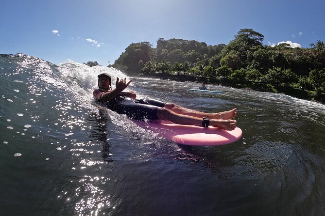 SURF TAHITI Bites & Waves – Surf experience with every bite - Secluded spots and the value of a smaller setting