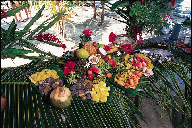 Tahaa Lagoon Tour -Departure Raiatea-Small groups (max 12 p) - Why the small-group size matters
