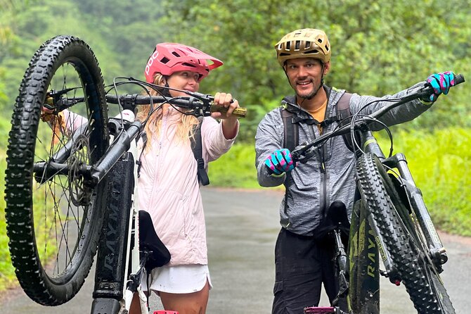 Tahiti excursion adventure circuit MTB MTB E-Bike private valley - The Bassin du Roi on the descent