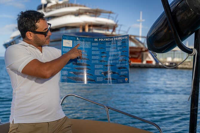 Tahiti Lagoon Snorkeling and Lunch Boat Tour (6 pax max) - A small boat with a clear purpose